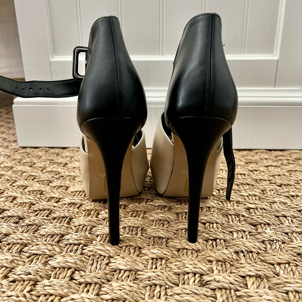 ALDO Heels - Picture 3 of 7
